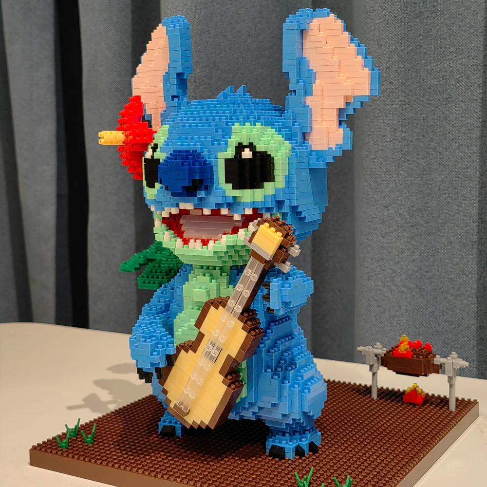 Blaues Wesen mit Gitarre